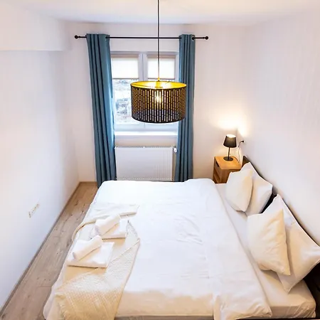 Apartment Mountain Top Brasov